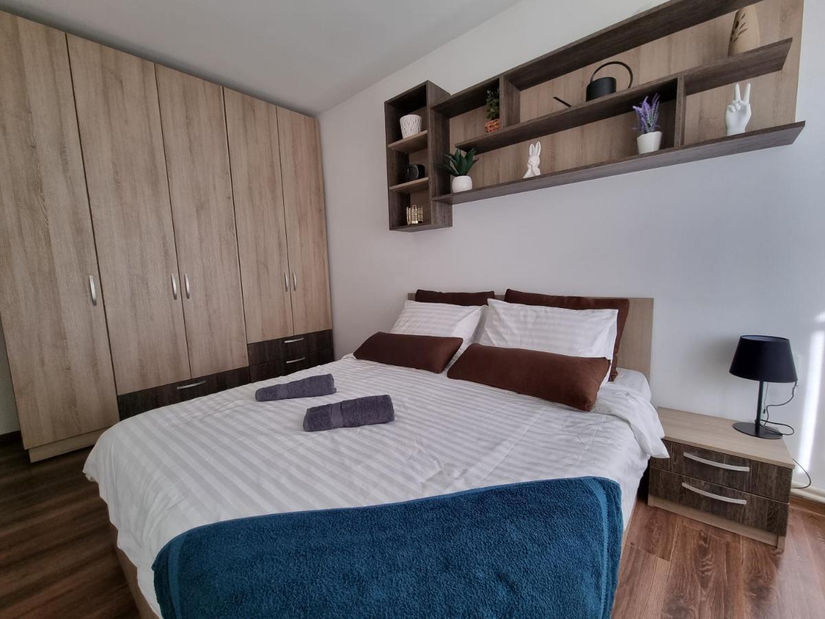 Charming & Cozy, Ultracentral Apt In Jászvásár Kültér fotó