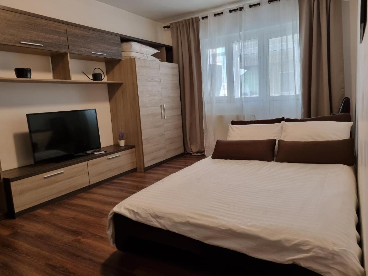 Charming & Cozy, Ultracentral Apt In Jászvásár Kültér fotó