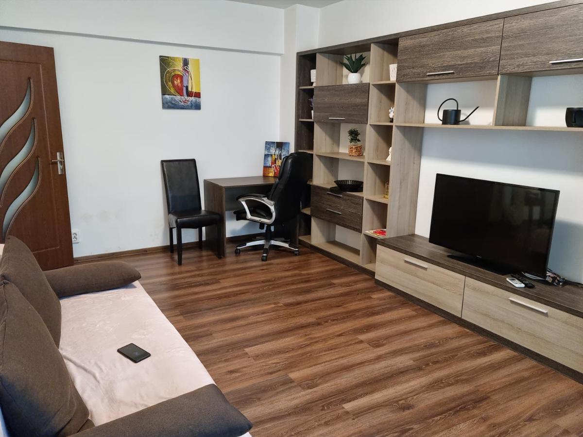 Charming & Cozy, Ultracentral Apt In Jászvásár Kültér fotó